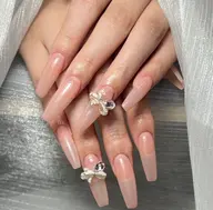 🎀🉐チッブ長さ出し+🎀🉐+２個パーツ🎀🉐ケア込み🎀🉐ワンホンネイル