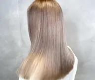 ケアダブルカラー（ブリーチ１回＋カラー）空き時間ご確認下さい。