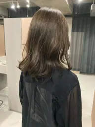 透明感オリーブカラー💚🧺赤みが気になる方/透明感の欲しい方