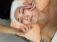 とろけるロミロミ全身アロマリンパマッサージ+美骨筋小顏