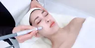贅沢に2種の美容液を使った毛穴洗浄➕鼻パック