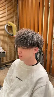 カット、ツイストパーマ