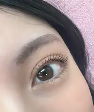 直毛の方はこちらで予約【パリジェンヌ他】お目元モデル限定講師が施術する最新のラッシュリフト　コーティング美容液仕上げ💞