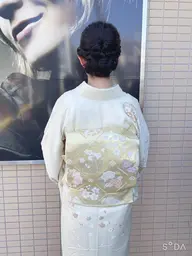 訪問着＋ヘアセット★メイク時間外ok別料金がかかります。