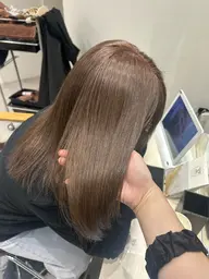 艶髪ワンカラー🌈最高級アディクシーカラー6500円とoggiotto4種類トリートメント付き💗色持ちとツヤ感◎