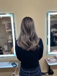 ⭐️外国人風バレイヤージュ⭐️＋カット＋3stepトリートメント