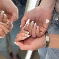 オフ無💕フレンチネイル💕