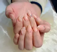 ワンカラー／ラメグラ／フラッシュネイル ＋【パーツ2個orストーン10粒】サービス· オフ込み