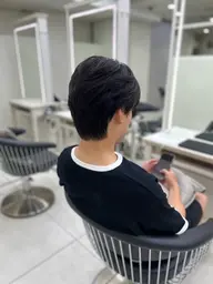 メンズカット✂️シャンプー＋トリートメント付き🌟モデル様のため現在の髪とご希望のスタイルをご提示ください🙇‍♀️