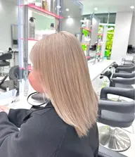 【1日でハイトーンに】ケアブリーチ込みトリプルカラー➕内部補修髪質改善トリートメント💗