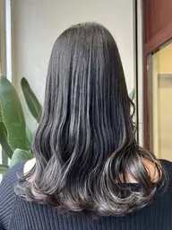 🦖迷ったらコレ🦖艶カラー➕CMCトリートメント