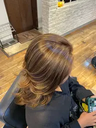 🔆ハイライト🔆+カラー【トリートメント無料✨️】【4/8.15.23.28は渋谷店‼️】