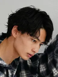 カット+波巻きツイスパor波巻き、ツイストスパイラル、フェザーパーマ、ニュアンスなど