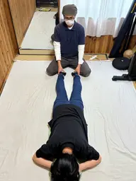 全身を対象とした姿勢ケア(お客様それぞれのカラダのクセを検査して整体を行います。)