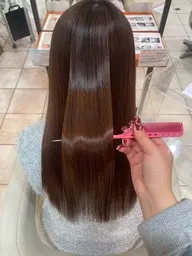 【手触り革命‼️】クセ・広がりを抑えてまとまる髪質改善酸性ストレート＋（✨️カット無料✨）￥15400