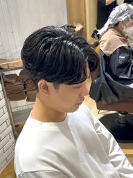 ⚽️⚽️【新規】土日祝日限定！！⚽️⚽️メンズカット＋シャンプー⚽️⚽️