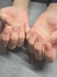 目立たないオフィスネイル(アート無し)