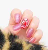 アートorパーツ2本💅持ち込み📱アートし放題【オフ🈚️】