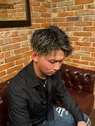 【シャンプートリートメントボトル付】cut+メッシュ(１回)