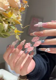 平日🈹あり🌟チップ長さ出し10本+やり放題アート♡ご新規様ソフトジェルオフ無料