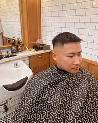 カット＋顔剃り・眉カット(シェービング)