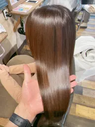 【ダメージ毛でもサラサラに！】酸性ストレート orTOKIO縮毛矯正 ✨️