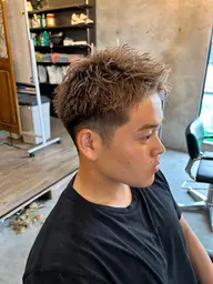 【✨️人気No.3✨️】メンズカット＋アイブロウ　✨️印象をさらに良くするならこれ✨️#マッシュ#センターパート#眉毛