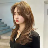 【🩵Wカラー🩵】ブリーチ➕カラー➕トリートメント✨ベースが暗めの方で透明感カラーや色味を出したい方にオススメです💖