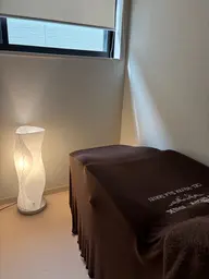 リンパマッサージ