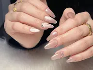 Hant【チップ長出し】💅ハンド★マグネットグラデーションフレンチ＋2個大きいパーツ★スカルプ付替オフ無料¥7280