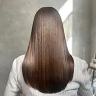 艶増強剤?!静電気防止キトサン&特許ケラチン入り美髪トリートメント カットも付いて贅沢炭酸泉込みで頭髪ケア✨