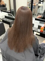 🔥広がりやパサつきが気になる方🔥全体サラツヤ縮毛矯正