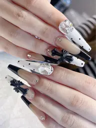 当店人気メニューNo.１✨迷ったらこれ💅スカルプ長さ出し＋ジェルアート持ち込み🆗無制限乗せ放題