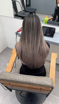 🛼デザインカラー(ブリーチ込み)