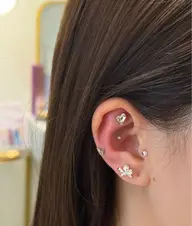 耳つぼジュエリー+コラーゲンバストケア👂🏻👙