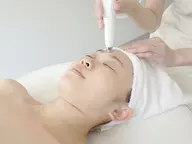 【くすみ/ごわつき】角質リセット。つるんと触れたくなる質感ピーリング