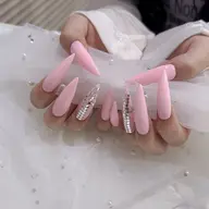 スカルプフレンチ&2〜4本アートデザイン