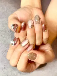 マグネットネイル💅フラッシュネイル&ミラーネイル🪞Vカットストーン🤩