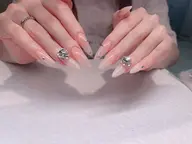 【チップ長さ出し】ワンカラー・ラメグラ+パーツ4個 ¥9500→¥8500 (オフ選択)