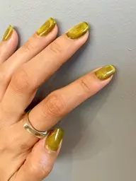 【夏の特別価格！】ご新規さまオフ無料！人気のマグネットネイル★    カラー追加などはプラス料金の場合あり