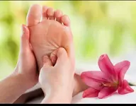 台湾式足つぼマッサージ60分5800円