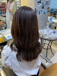巻き下ろしヘアセット