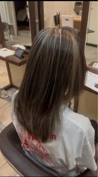 🌿‬デザインカラー🌿‬【ハイライトカラー＋高保湿トリートメント】(ケアブリーチ込)※レディースのみ