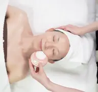 【血行促進/リフトアップ】ホットシェルforフェイス　　背中マッサージ・フットバス付　90分