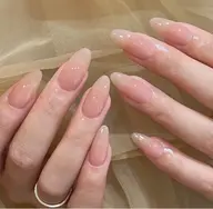 「人気」米透明感美肌が人気のネイル