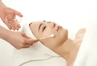 白玉芸能人ピーリング