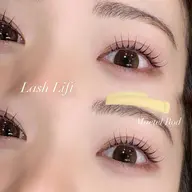 🌷まつげパーマ ラッシュリフト🩰似合わせデザインをご提供いたします💭 ⚠️お支払い現金のみ⚠️