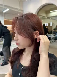 お顔周りカット+透明感カラー　¥11000→8700円