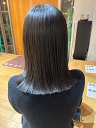 【パーマ落としもこちらから🪄】➰縮毛矯正(ストレートパーマ)+クイックトリートメント🫰🏻🤍