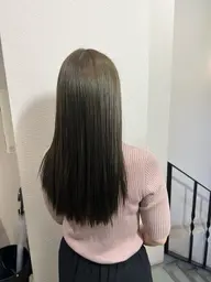 大人気透明感抜群のシークレットカラー🫣リペアトリートメント付き🎉